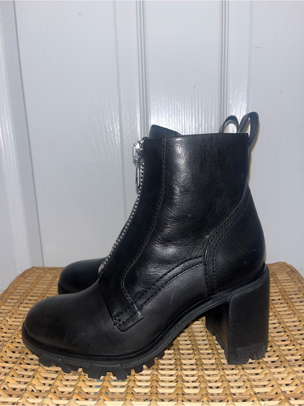 Rag & Bone Shiloh Zip Up Leather Boots Nwob